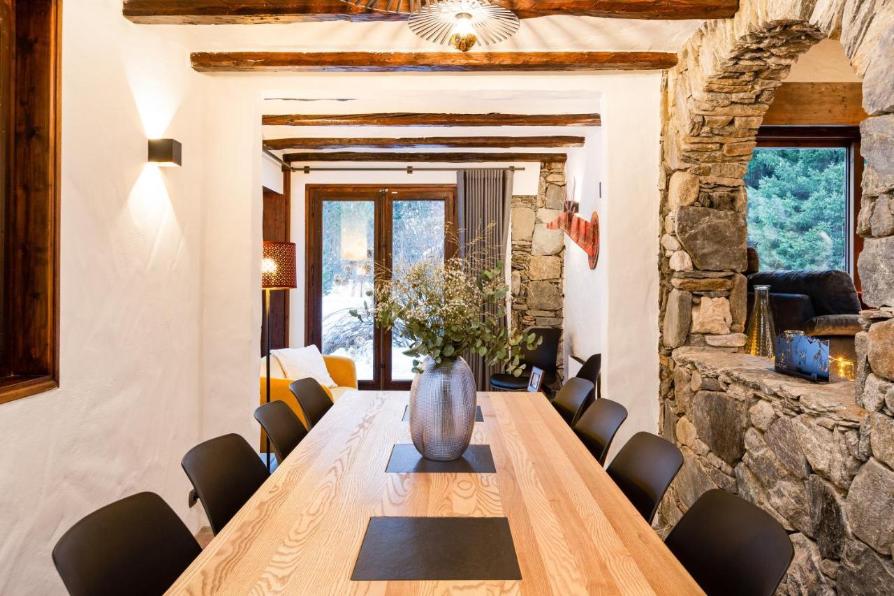 Chalet Les Praz - 280Sqm - Sauna Cinema Fitness - 5 Bedrooms In Heart Of Les Praz - By Cozee Rentals Chamonix Buitenkant foto
