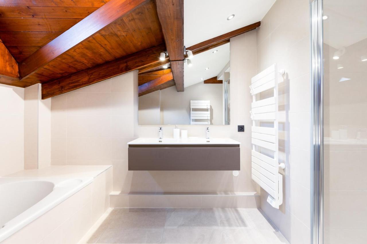Chalet Les Praz - 280Sqm - Sauna Cinema Fitness - 5 Bedrooms In Heart Of Les Praz - By Cozee Rentals Chamonix Buitenkant foto